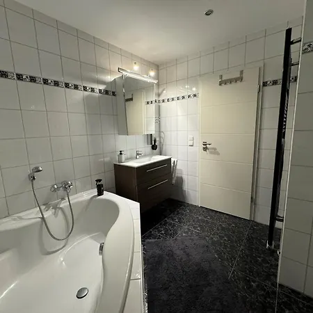 아파트 Smartes Wohnen In 보홀트